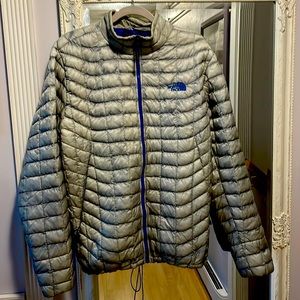 North face primaloft fill jacket size L